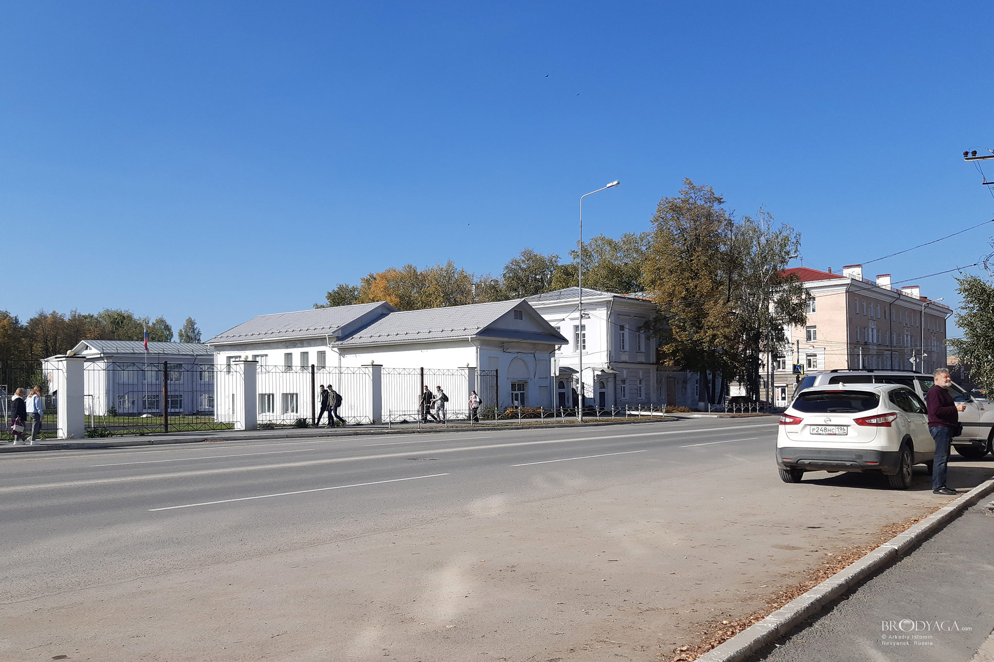 Школа № 1 / бывшая Женская гимназия, Ул. Карла Маркса 6, Невьянск (Nevyansk)